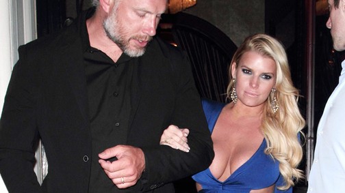 Jessica Simpson mellei HATALMASAK!