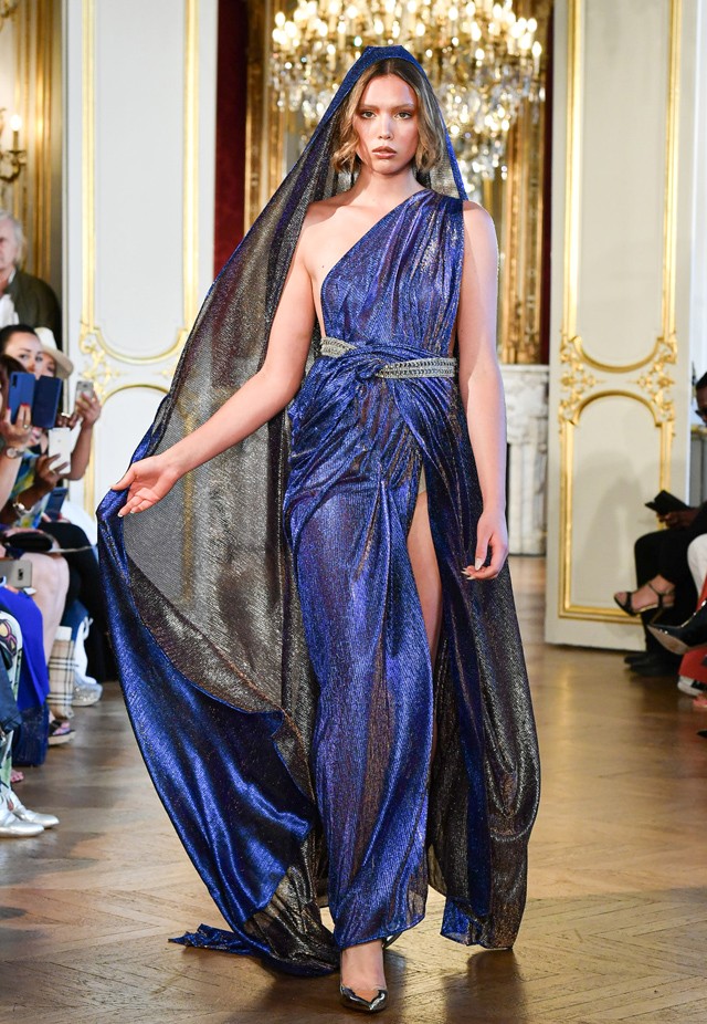 Egyedüli magyar tervezőként vett részt a párizsi Haute Couture Fashion Week-en és ruhái mindenkit lenyűgöztek