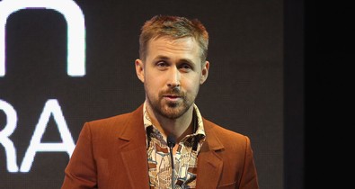 Kapaszkodj meg: itt van a hidrogénszőke Ryan Gosling mint Ken