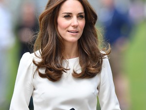 Kate Middleton szuper szoknyája