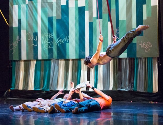 A Sziget egy nagy cirkusz: őrült darabbal teszik próbára a fesztiválozók nevetőizmait