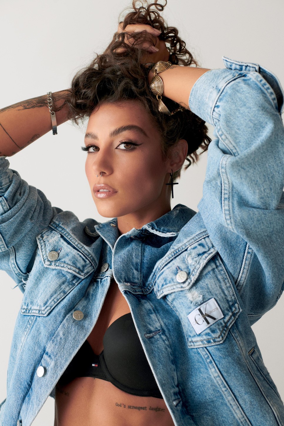 Most már látod mennyi odafigyelés gyümölcse Tóth Andi frizurája?