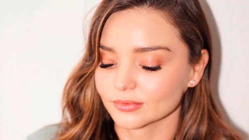 Természetes olajok, amelyek szebbé teszik a bőrt