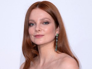 Mihalik Enikő magyar tervező ruhájában pompázott Cannes-ban