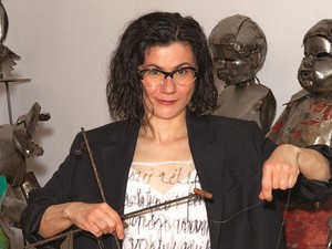 A szobrász, aki művészetén keresztül küzd az előítéletek ellen - interjú Rabóczky Judittal