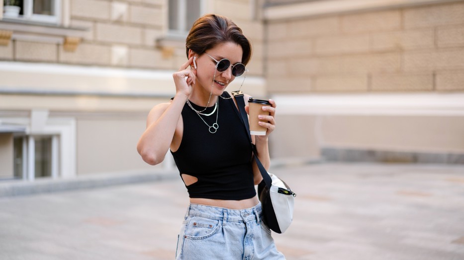 Felébredés után érdemes másfél órát várni az első kávéig