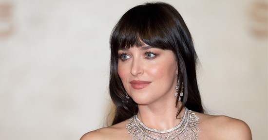Ő lehet Dakota Johnson új szerelme, ismert zenésszel fotózták le a színésznőt