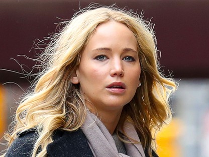 Jennifer Lawrence olyan jól nézett ki az utcán, hogy eltátod a szád