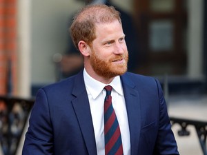 Döbbenetes: Lajos herceg 4 millió forint értékű ajándékot kapott Harry hercegtől