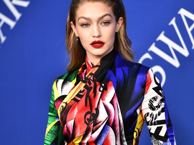 Gigi Hadid véletlenül országúti biciklisnek öltözött