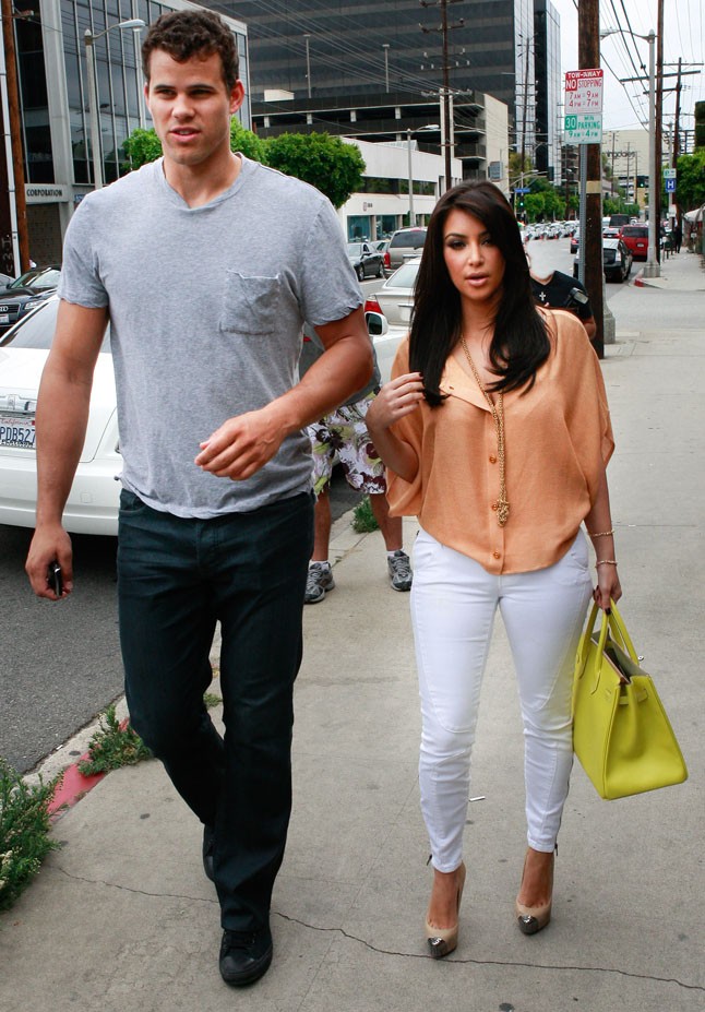 Addig viszont még összeházasodott a kosaras Kris Humphries-zal, de mindössze 72 napig tartott a boldogság