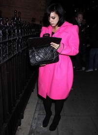 lily-allen-200x-d00004F17fd0ff8d52725.jpg