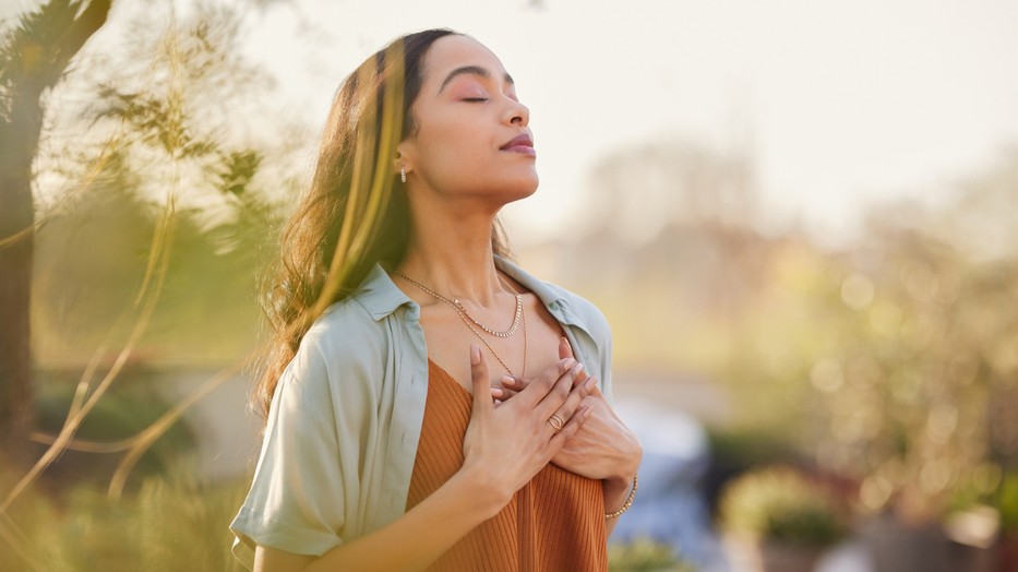 Ez a hat szokás segíthet elérni, hogy sokkal kiegyensúlyozottabb és boldogabb életet élhess