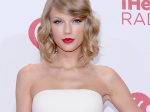 Taylor Swiftet tényleg molesztálták! És most a pert is megnyerte!