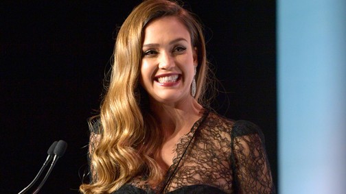 Szilveszter napján született Jessica Alba harmadik gyereke és csodaszép