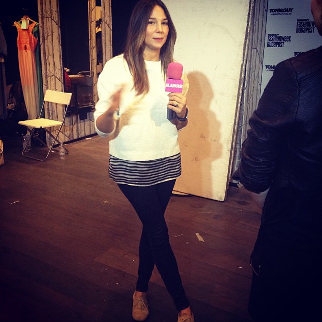 A bájos Sándor Szandra a GLAMOUR-nak nyilatkozik nyári kollekciójának inspirációjáról.