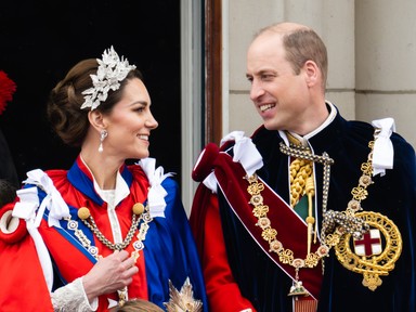 Kiderült, mit mondott Károly király, miután Vilmos herceg megcsókolta az arcát a koronázáson