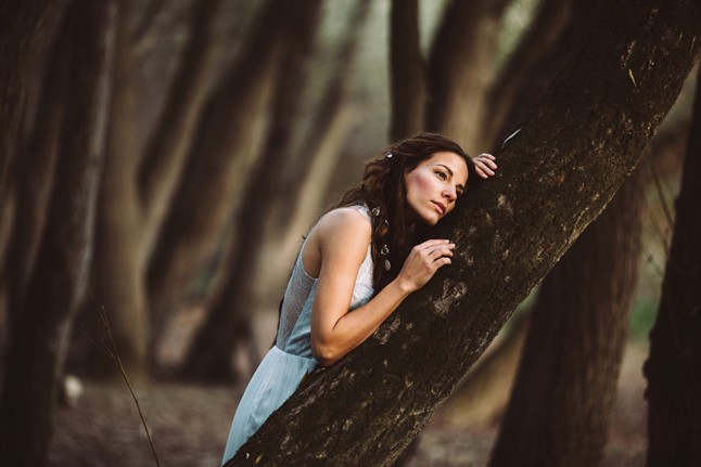 A tündérmesék menyasszonyai elevenednek meg Nora Sarman Wilderness kollekciójában