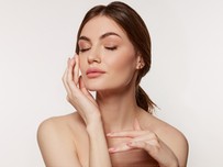 Soha többé nem kérdezik meg, hogy fáradt vagyok-e – ezért lett a szemhéjplasztika az új beauty-kedvenc (x)