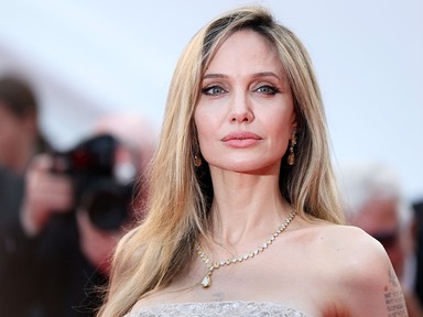 Angelina Jolie és Brad Pitt lánya az édesanyja ikertestvére is lehetne, a 19 éves Shiloh egyszerűen gyönyörű