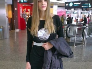 A szeles Párizsba tart a magyar modellreménység