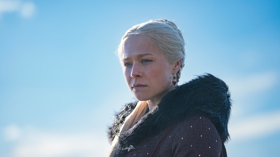 5 dolog, amit nem tudtál a Sárkányok Háza főhőséről, Emma D’Arcy-ról