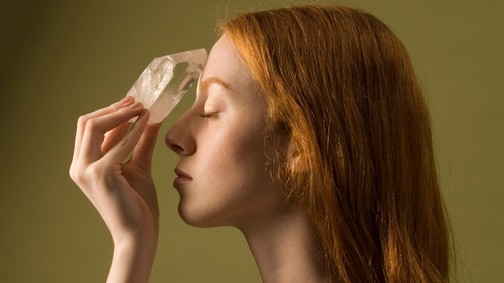 Sokan nem hisznek bennük, pedig a mantráknak és az ásványoknak teremtő erejük van