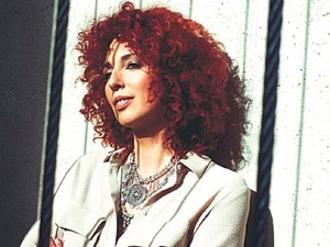 "Egy nő, aki valóban megtestesíti a feminizmust" - interjú Bódis Krisztával az Istenhegy-trilógiáról