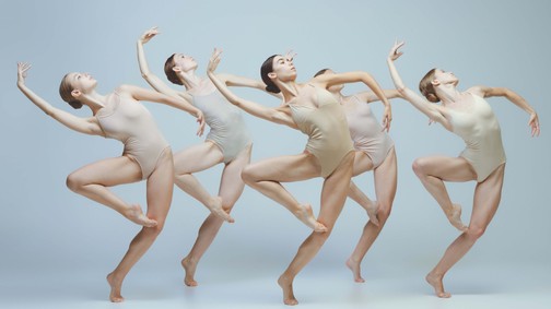 Intim gyanta, ami lélekig hat – amikor a szépségápolás valódi önszeretetté válik