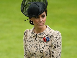 Kate Middleton csipkeruhája már sokkal jobb, mint a múltkori