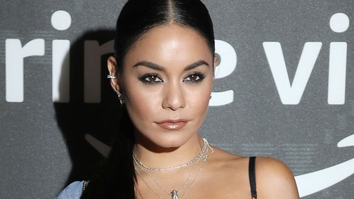 Vanessa Hudgens megmutatta, hogy mi lesz a tél legnagyobb cipőtrendje