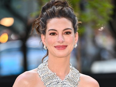 Fotókon a bizonyíték, hogy Anne Hathaway kétszer olyan gyönyörű, mióta kisbabát vár