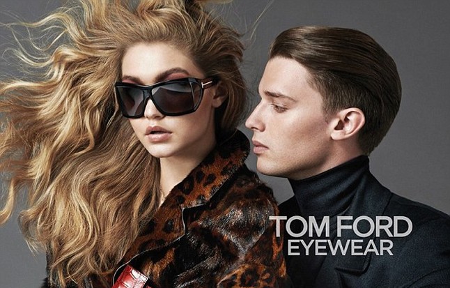Gigi Hadid és az oldalán Patrick Schwarzenegger