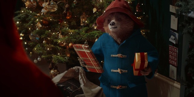 Ez a legédesebb karácsonyi reklámfilm! Paddington mackó megmenti az ünnepet