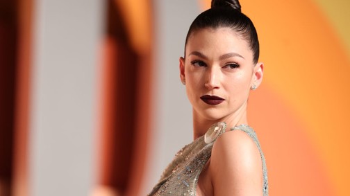 Babát vár A nagy pénzrablás Tokiója, emlékezetes fotóval jelentette be a hírt