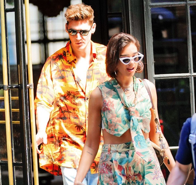 Dua Lipa és barátja Isaac Carew