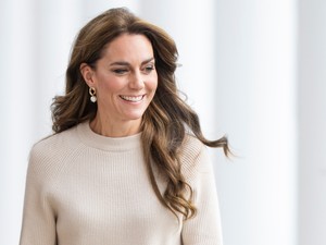 Katalin hercegné még sosem volt ennyire gyönyörű, élete legszebb szettjében ragyogott