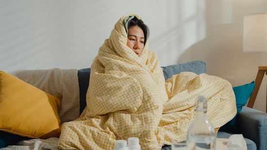 Ezekből a jelekből tudhatod, hogy influenzás vagy, nem pedig náthás