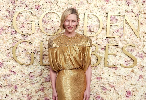 Fontos részlet mellett siklott el a fél világ az idei Golden Globe vörös szőnyeges megjelenéseiben gyönyörködve