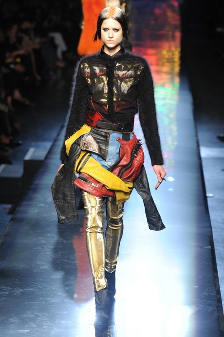 És így zárta -  Fotó: Fairchild Archive