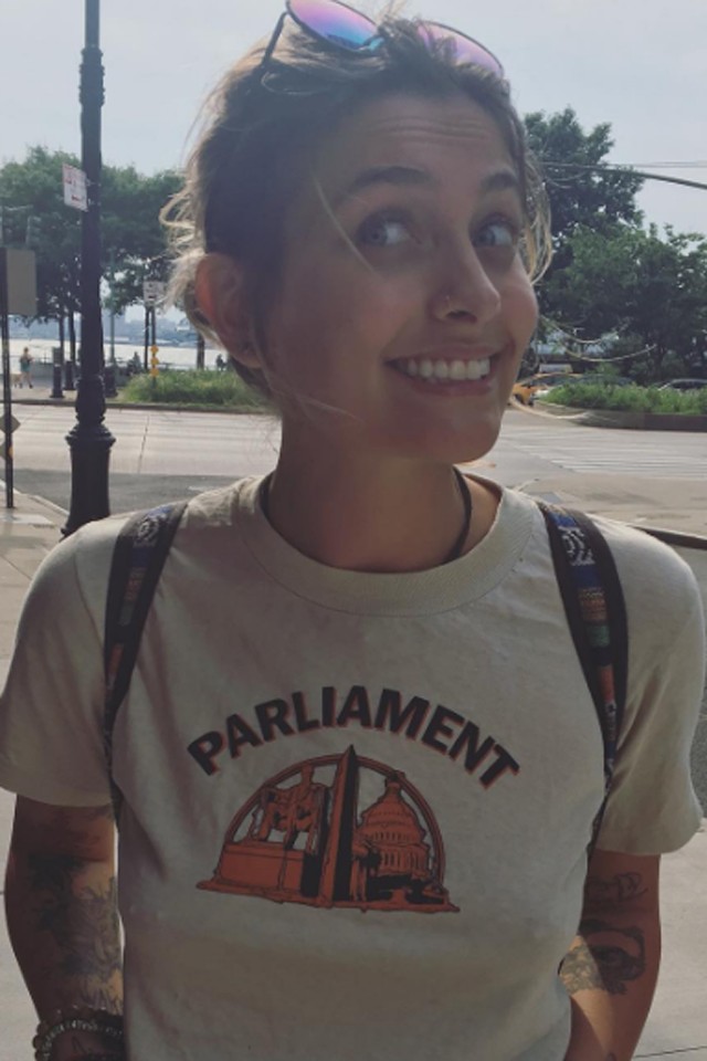 Ettől eláll a lélegzeted! Paris Jackson megmutatta új tetoválást!