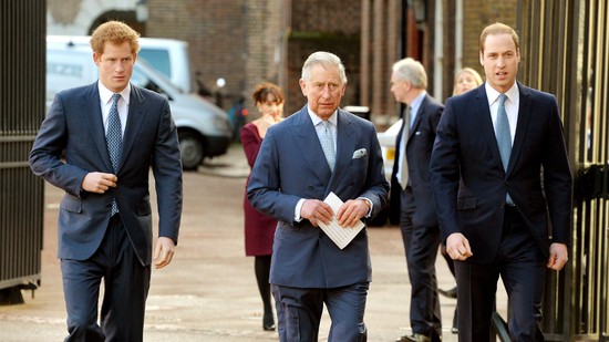 Vilmos herceg és Harry herceg könyörgött az uralkodónak, de ő ennek ellenére is meglépte, amitől mindenki rettegett