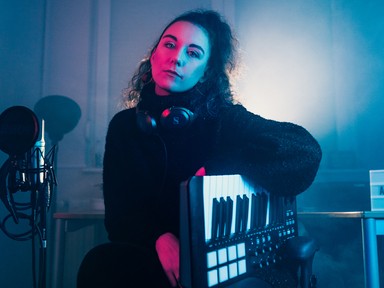 Egyszerre sokkoló és reménykeltő a dal, ami arra szólítja fel a nőket, hogy merjenek felszólalni a bántalmazók ellen