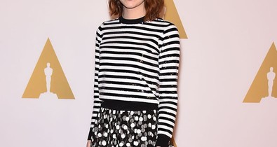 Emma Stone keveri a mintákat