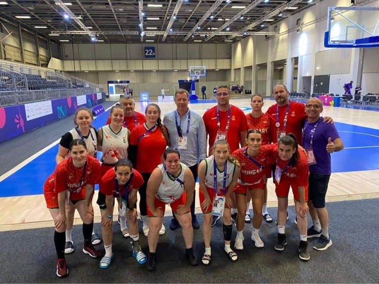 A magyar kosárlabda válogatott tagjai is erejükön felül teljesítettek