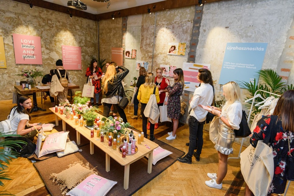 Kívül-belül kényeztetnek a dm új termékei - ilyen volt a dm Beauty Workshop Night edition