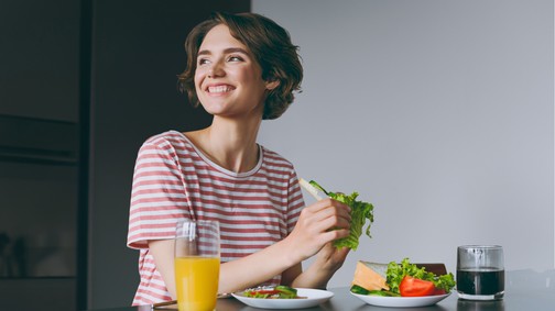 Kiderült erről a reggeli italról, hogy több ezer gént képes megváltoztatni a testedben