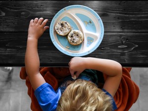 „Addig nem állsz fel az asztaltól, amíg meg nem etted” - így hatnak ránk a gyermekkori szabályok