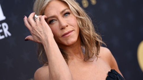 Jennifer Aniston legmerészebb szettjei 10 fotón - felkészültél?