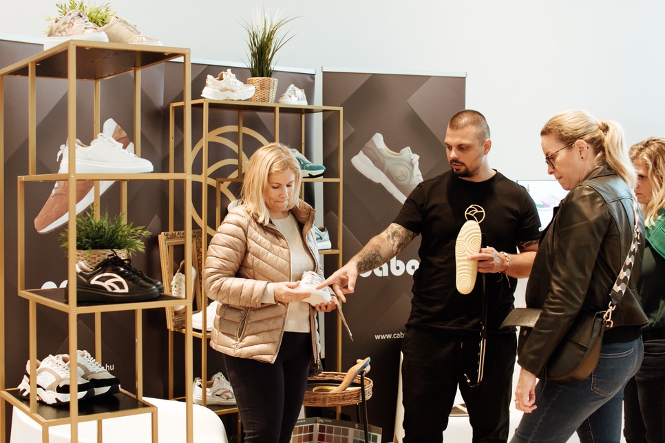 A CABAG standja az októberi WAMP Design vásáron